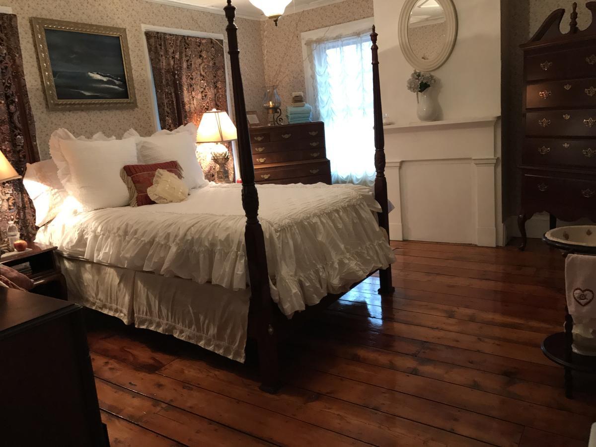 קינגסטון Bel'S Inn Bed And Breakfast מראה חיצוני תמונה