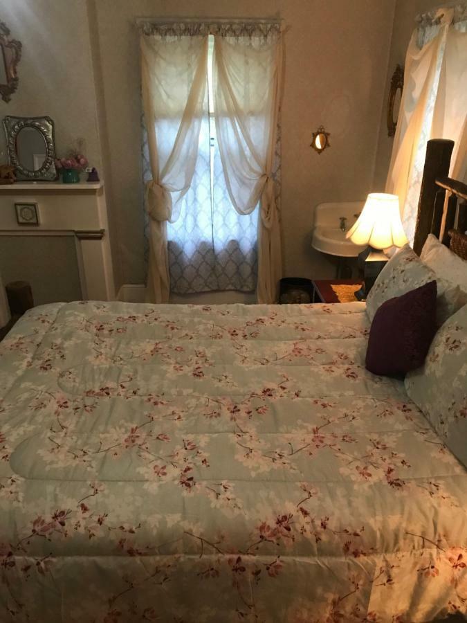 קינגסטון Bel'S Inn Bed And Breakfast מראה חיצוני תמונה